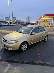 Predám chevrolet lacetti 1.6 16v rok 2005 - 5