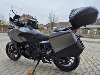 Prodám Honda NT1100 DCT , r. v. 2022, ABS, TC, ČR - 5