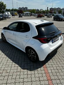 Toyota Yaris 1,5 hybrid - 5