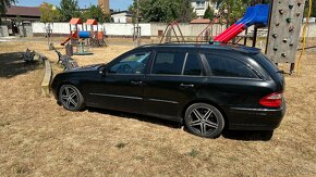 Predam Mercedes E kombi 320 CDI  dizel radovy šesťvalec - 5