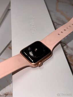 Apple Watch Series 4 40mm GOLD/PINK - 5