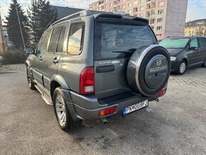 Suzuki Grand Vitara, 2.0 Benzin - 5