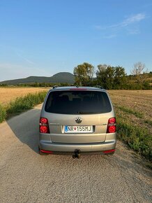 Volkswagen Touran 1.9 TDI - 5