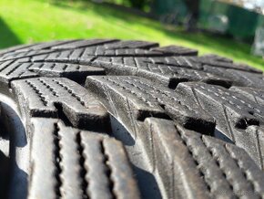 215/60 r16 zimne pneumatiky - 5