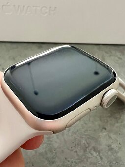 Apple Watch 8 / 41 mm s ďalším Apple remenčekom v cene - 5