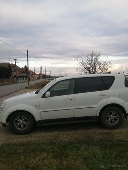 ssangyong rexton - 5