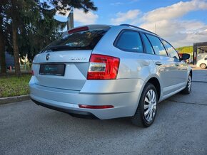 Predám  Škoda Octavia Combi 2.0 TDI Team - 5