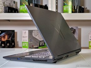 Herný notebook ERAZER | 17,3" 144Hz | i7-10750H | 16GB | SSD - 5