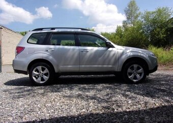 Subaru Forester 2.0D 108kW 4X4 KRÁSNÉTOP KM nafta 108 kw - 5