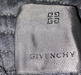 GIVENCHY TEPLAKY 1 - 5