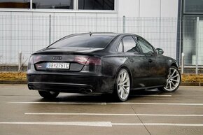 Audi S8 - 5