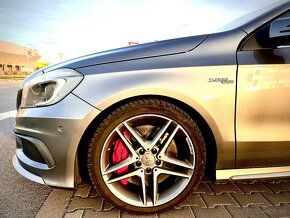 MERCEDES -BENZ A TRIEDA 45 AMG 4- matic - 5