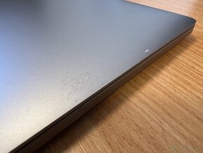 MacBook Pro 15-inch, 2018 - 5