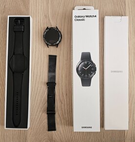 SAMSUNG Galaxy Watch4 - 5