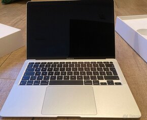 MacBook Air M1 (2020) 8GB/256GB + Apple Magic Mouse - 5