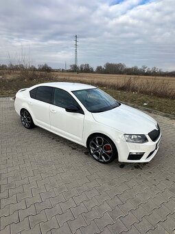 Predám Škoda Octavia rs 3 tsi 2.0 - 5