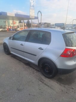 VOLKSWAGEN GOLF 5 1.9 TDI - 5