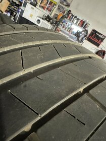 Pirelli Pzero 305/30 R20 - 5