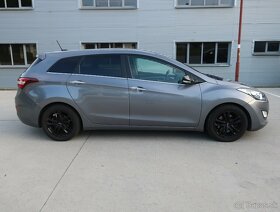 Hyundai i30 CW 2015 CRDi 110k, vyhrievané sedačky, PANORAMA - 5