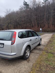 Ford focus 1.6Tdci 80kw Rezervované - 5