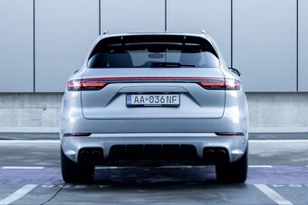 Porsche Cayenne E-Hybrid 4x4 Platinum A/T - 5