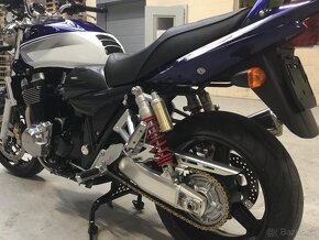 Suzuki GSX 1400 - 5