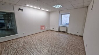 PRENÁJOM - Poprad - centrum, kancelárske priestory 19 m2 - 5