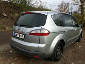 Ford S-MAX 2.0i 107Kw Titanium ,odp. DPH, 7 míst - 5