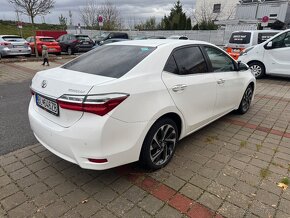 Toyota Corolla 1,6i-LPG Executive MDS - 5