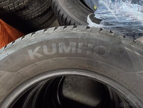 Zimné pneu Kumho 235/60R16 - 5