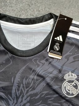 Real Madrid red dragon jersey - 5