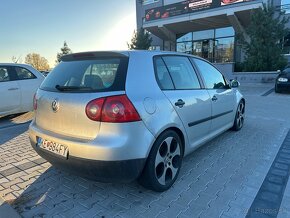 Predám Volkswagen Golf V - 5