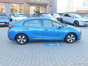 AKCE Hyundai IONIQ 1.6i PHEV 77kW MÁLO NAJETO TOP - 5