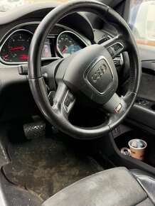 Rozpredam Audi q7 3.0 TDi 176kw Facelift S-line . 7 miestna - 5