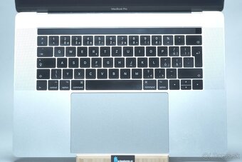 ZÁRUKA/Macbook Pro 15.4" TB/I7 2.8GHZ/16GB RAM/256GB SSD./C - 5