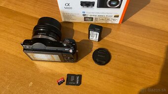 Sony a5000 + náhradná batéria + 32GB karta - 5