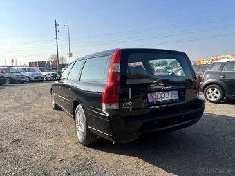 Volvo V70 D5 Momentum - 5