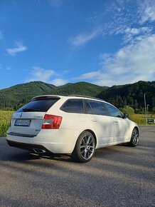 Škoda Octavia 3 RS 2.0 tdi DSG - 5