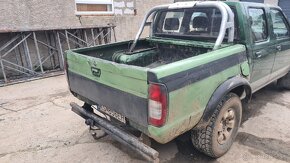 Nissan Navara 2.5td - 5