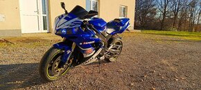 Yamaha YZF R1 - 5