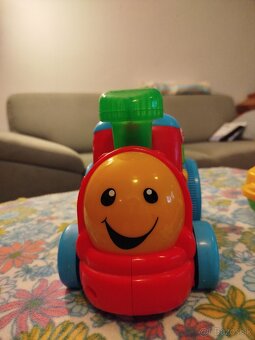 Vláčik fisher price,plne funkčný - 5