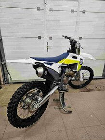 Husqvarna FC 350, r. 2021 - 5