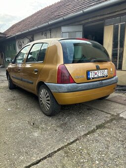 Renault clio 1.9 - 5