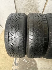 Pneu 225/60 R17 4x=120€ - 5