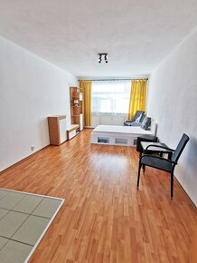 Predaj 1.izbový byt, Bratislavská ulica, BA IV–Záh.Bystrica - 5