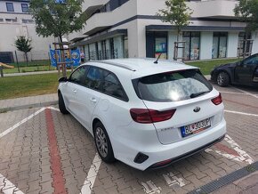 Predám KIA Ceed Combi 1,6 Diesel v záruke s real 74 594 km - 5