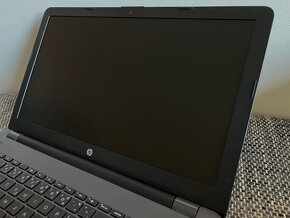 Predám notebook HP 250 G6 - 5