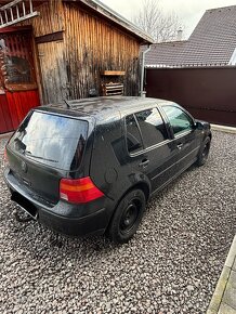 Predám VW Golf 4 1.6i 74kW AKL na ND - 5