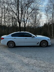 BMW M550i - 5