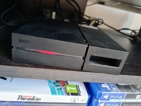 Playstation 4 slim 1TB + Virtuálna realita - 5